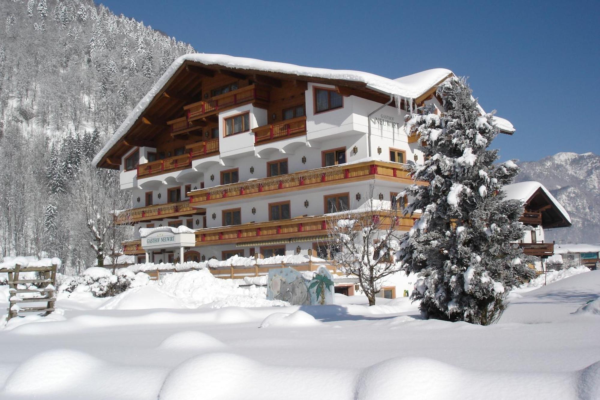 Hotel Neuwirt Kirchdorf in Tirol Dış mekan fotoğraf