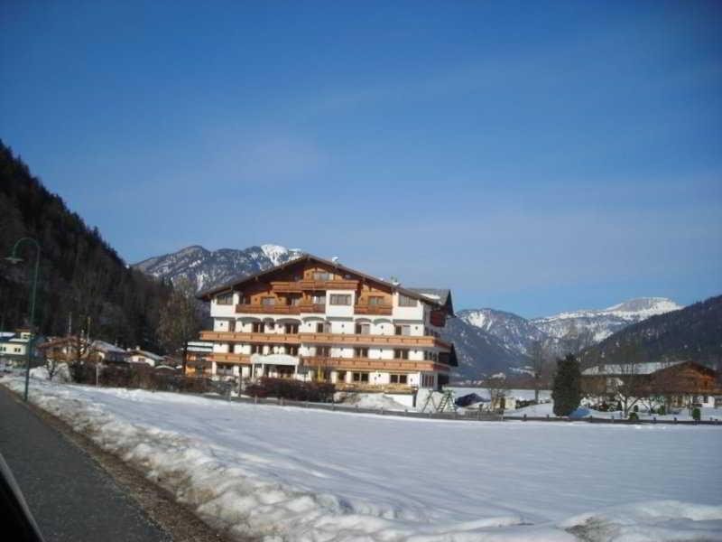 Hotel Neuwirt Kirchdorf in Tirol Dış mekan fotoğraf